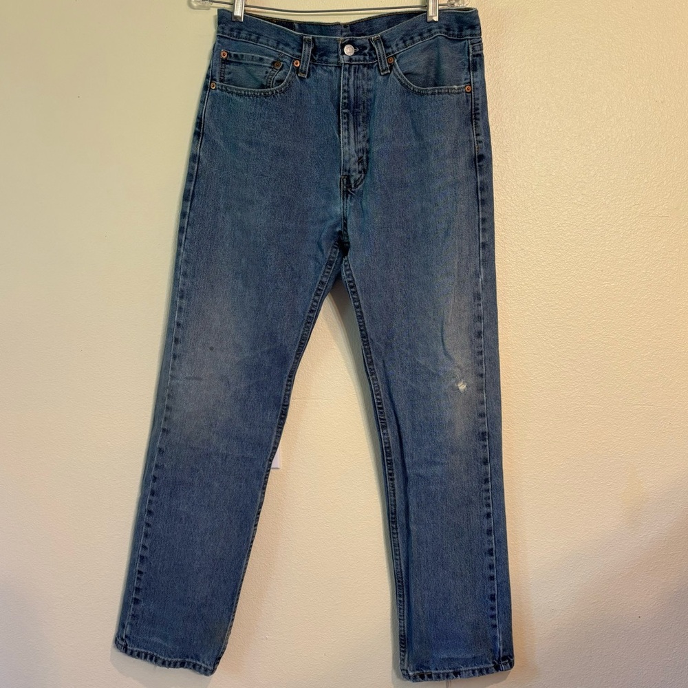 Levi’s 505 Medium Wash Straight Leg Jeans